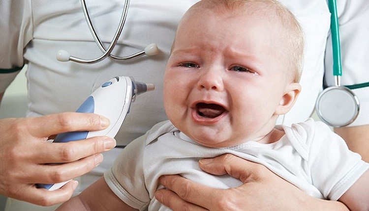 پایین آوردن تب نوزاد