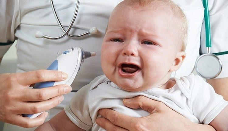 پایین آوردن تب نوزاد