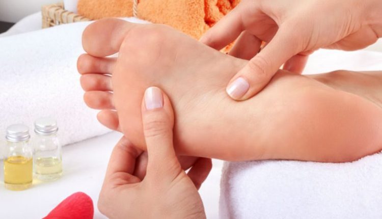 چگونه پاها را ماساژ دهیم
