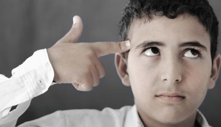 فکر به خودکشی در کودکان دچار به اختلال دوقطبی