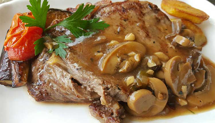 طرز تهيه استيك با سس قارچ