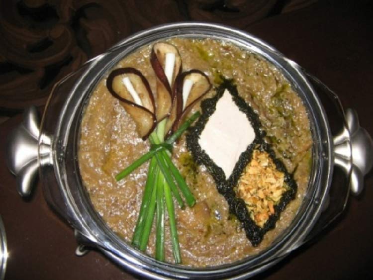 تزیین آش رشته