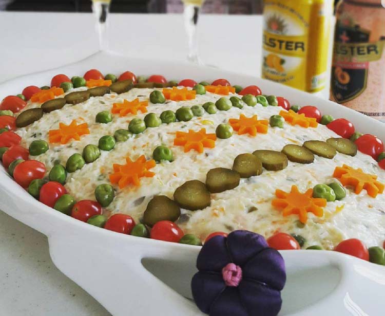 تزئین ساده سالاد الویه