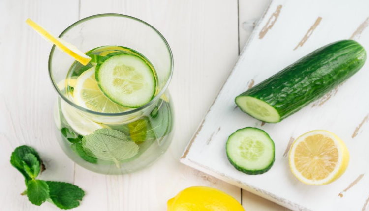 یکی از خواص آب خیار تقویت سیستم ایمنی بدن است