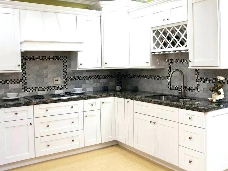 کابینت سفید