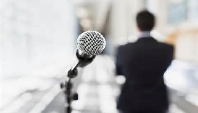 زبان بدن در سخنرانی چه تاثیری دارد؟