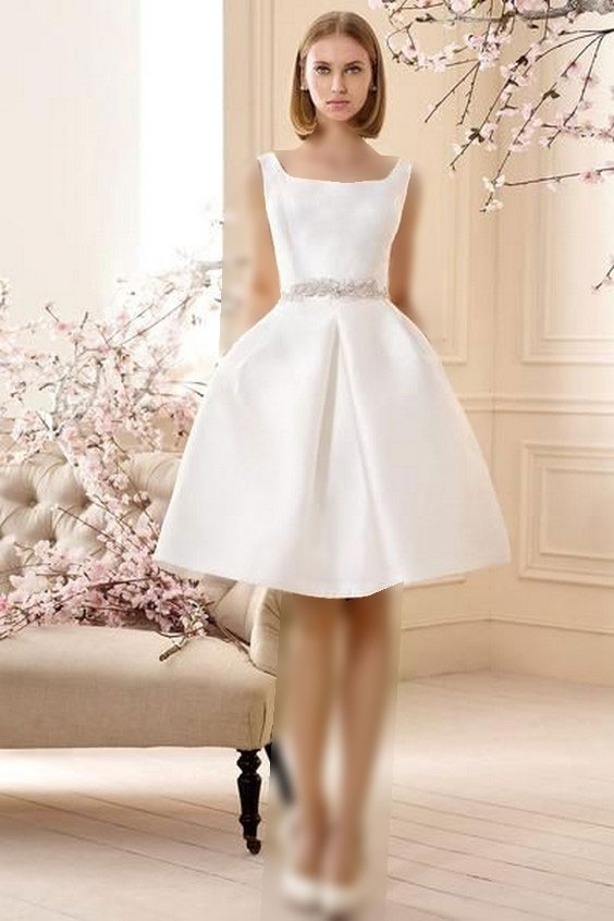 مدل لباس مجلسی پرنسسی کوتاه سفید