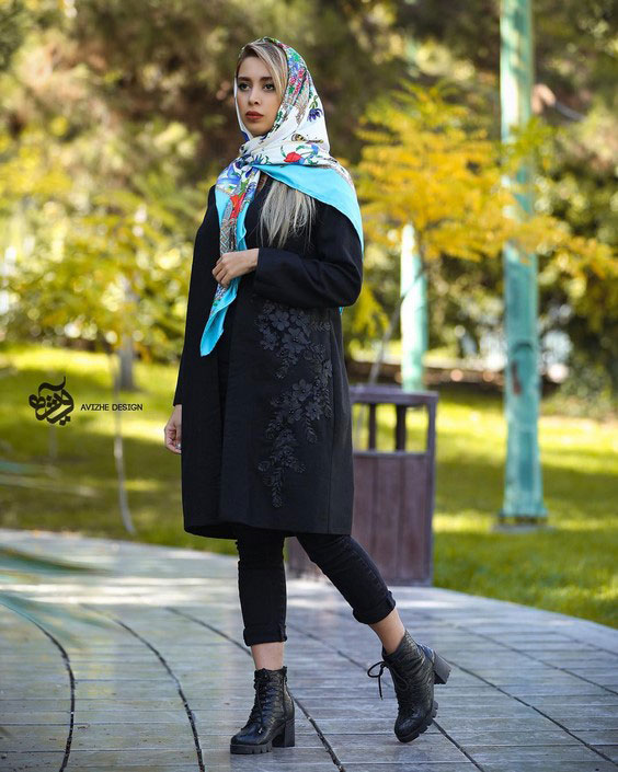 مدل مانتو مجلسی مشکی کوتاه کار شده