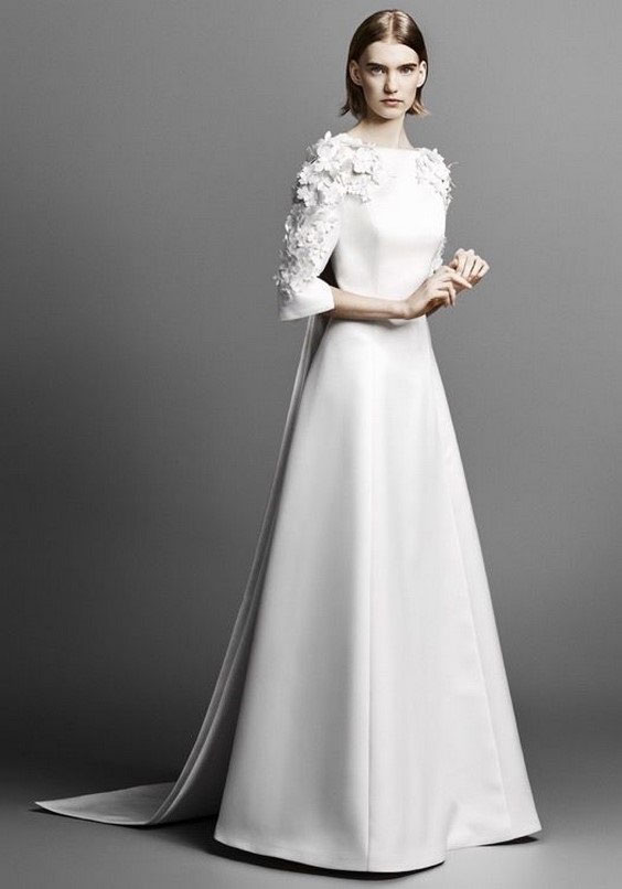 لباس عروس آستین بلند پوشیده گل برجسته