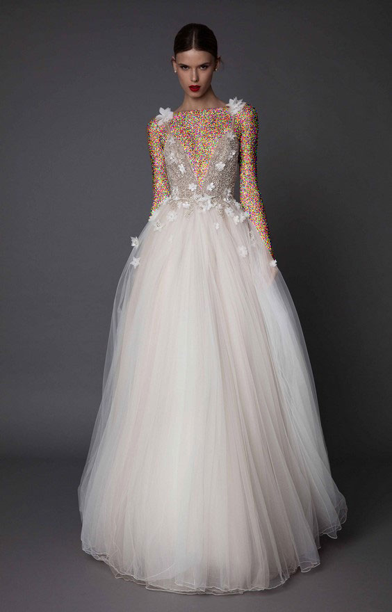 لباس عروس پرنسسی پفی گل برجسته یقه هفت