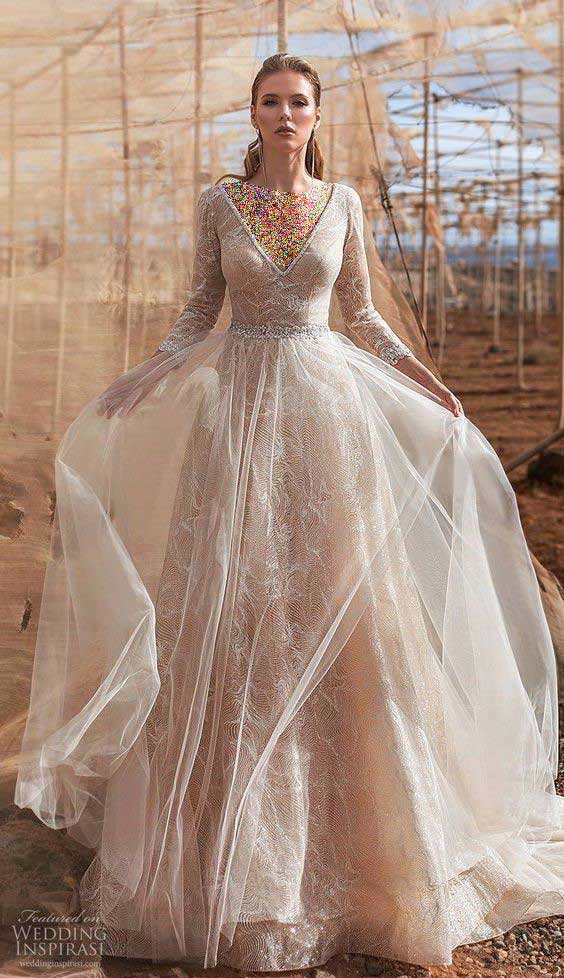 مدل لباس عروس یقه هفت نباتی لمه و شاین