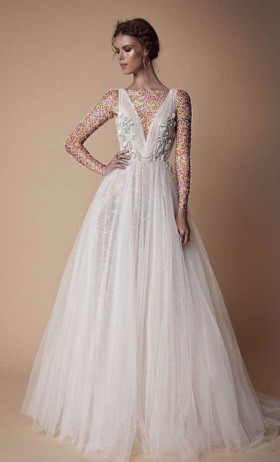 مدل لباس عروس یقه هفت لمه و شاین