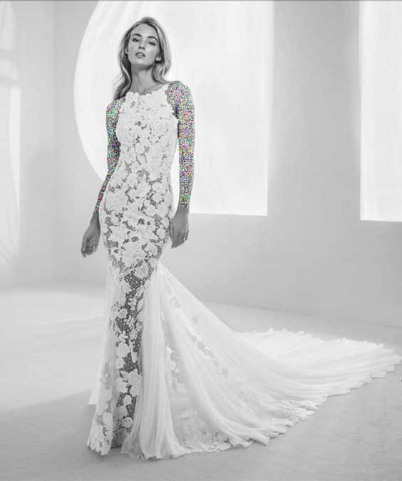 لباس عروس مدل ماهی گیپور دنباله دار