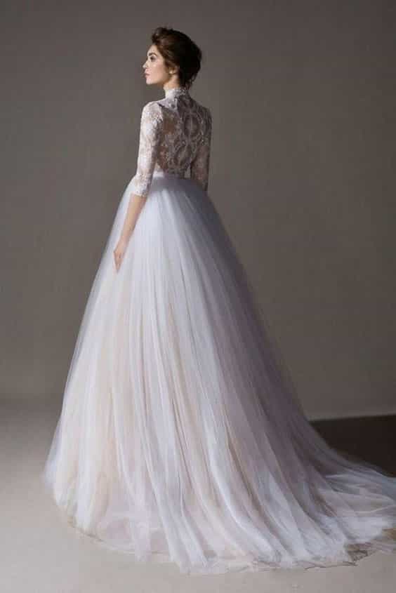 مدل لباس عروس ایرانی یقه ایستاده