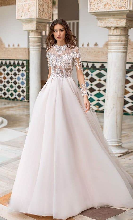 مدل لباس عروس ایرانی پوشیده و مدرن