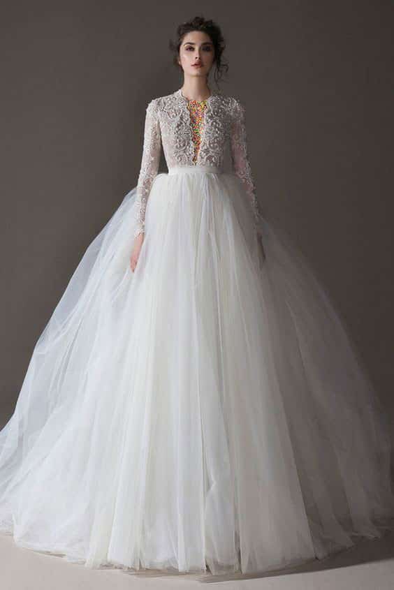 مدل لباس عروس ایرانی یقه هفت 