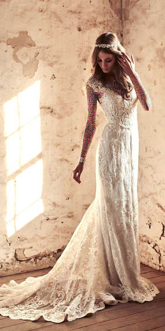 مدل لباس عروس ماکسی گیپور دنباله دار