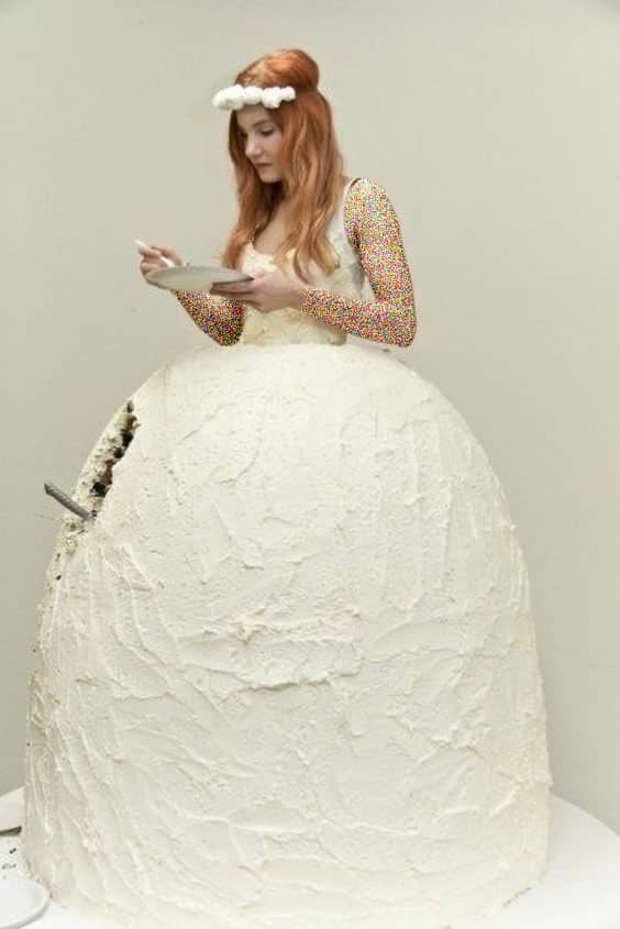 عجیب ترین کیک های عروسی به شکل لباس عروس