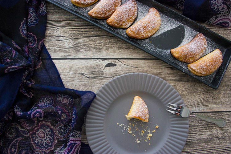 طرز تهیه قطاب خانگی در فر