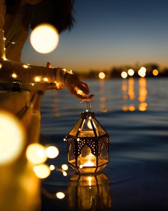 عکس پروفایل انرژی مثبت بدون متن از شمع و دریا
