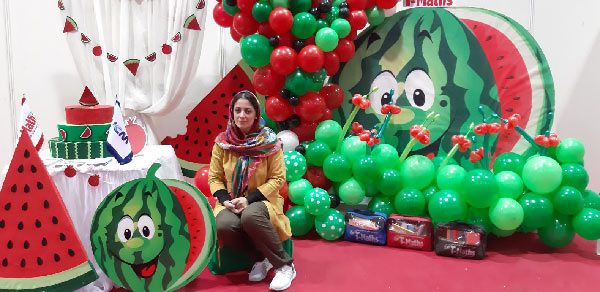 تم شب یلدا برای بچه های مدرسه