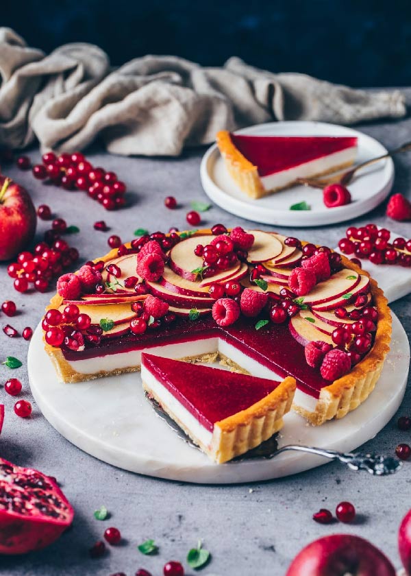 طرز تهیه چیز کیک اناری مخصوص شب یلدا
