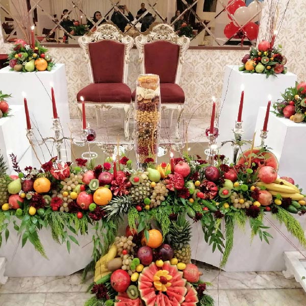 تم میوه و گل برای شب یلدایی عروس