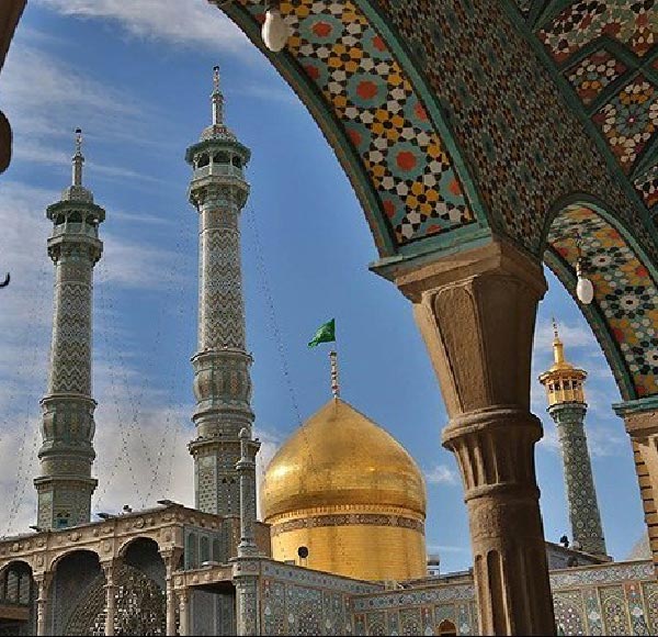 حرم نورانی حضرت معصومه (س)