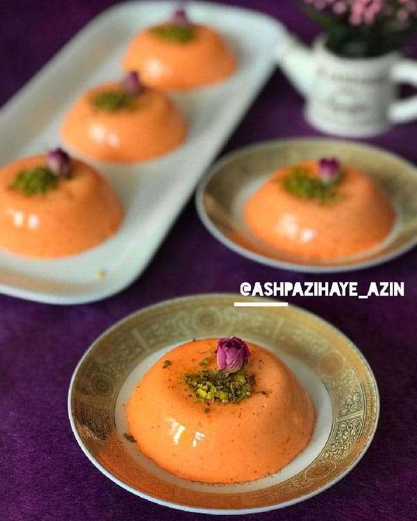 طرز تهیه دسر خرمالو با ژلاتین
