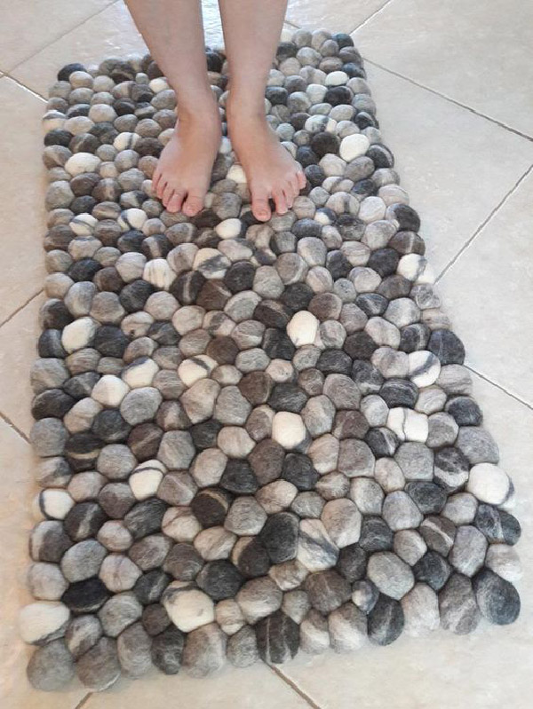پادری دست دوز